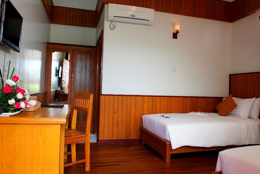 Inle Lotus Hotel Науншве Екстер'єр фото