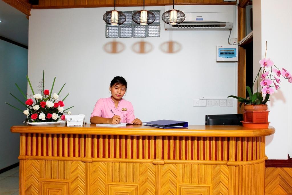 Inle Lotus Hotel Науншве Екстер'єр фото