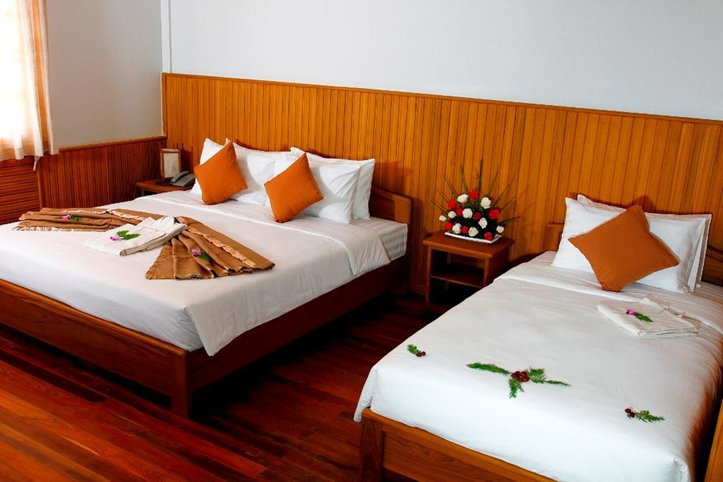 Inle Lotus Hotel Науншве Екстер'єр фото