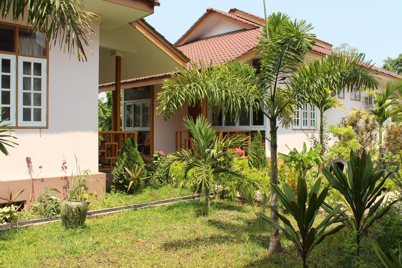 Inle Lotus Hotel Науншве Екстер'єр фото