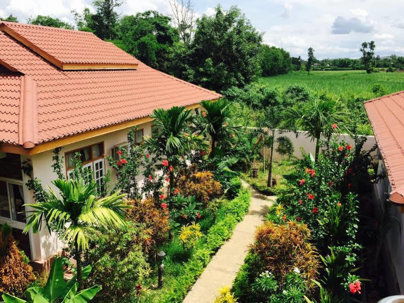 Inle Lotus Hotel Науншве Екстер'єр фото